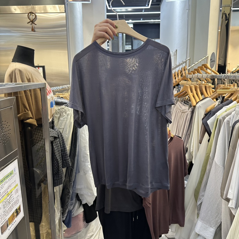 SANS韓國直郵女士新品熱賣人氣26夏季26春夏休閑T恤天絲絲綢SANST恤圖色2