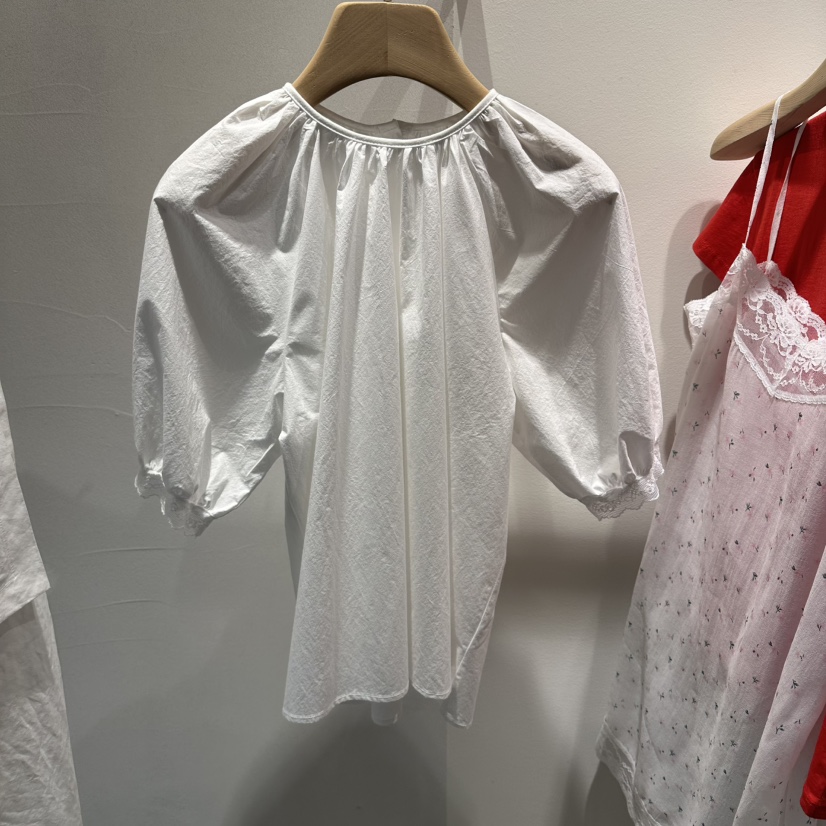 ROOM K-P韓國直郵實拍女士新款熱賣推薦襯衫蕾絲衫泡泡袖roomk襯衫/蕾絲衫圖色2