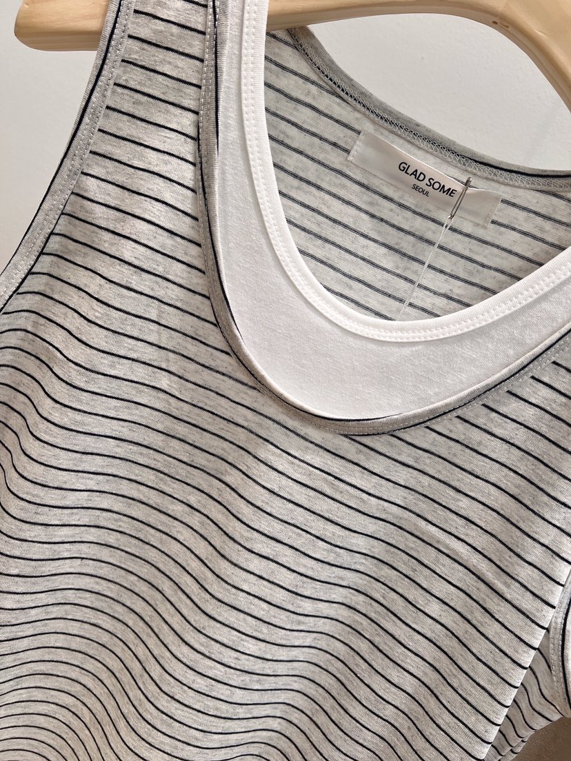 GLAD SOME韓國代購女裝新款時尚休閑熱賣推薦職業吊帶背心GLAD SOME吊帶/背心