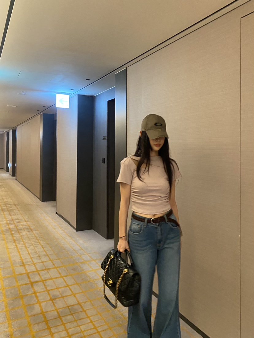 FOUREIGHT韓國直郵女士新款職業人氣時尚推薦休閑熱賣T恤FOUR EIGHTT恤