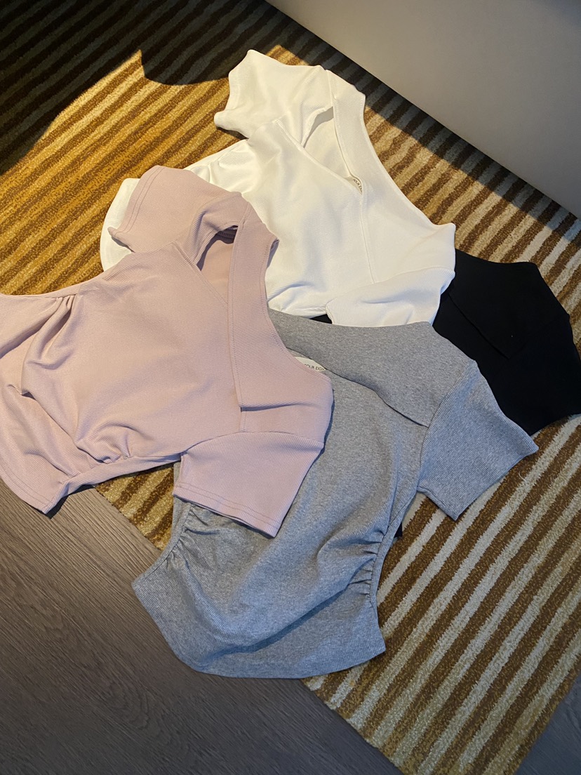 FOUREIGHT韓國直郵女士新款職業人氣時尚推薦休閑熱賣T恤FOUR EIGHTT恤