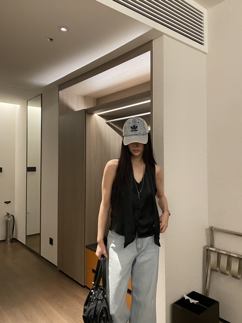 FOUREIGHT韓國代購女裝新品26春夏26夏季人氣休閑襯衫蕾絲衫FOUR EIGHT襯衫/蕾絲衫