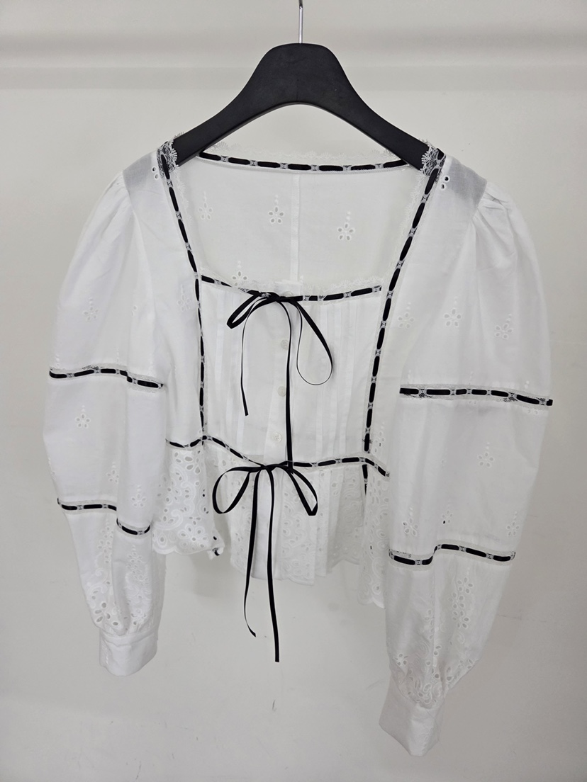 VERANDA韓國東大門直郵女士新品26春夏襯衫蕾絲衫刺繡蕾絲VERANDA襯衫/蕾絲衫