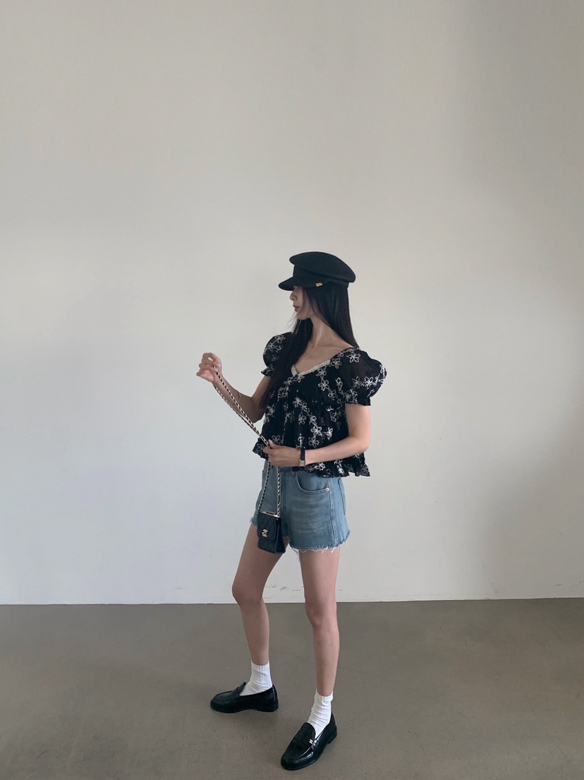 VERANDA東大門實拍韓國女裝新品26春夏休閑襯衫蕾絲衫刺繡VERANDA襯衫/蕾絲衫