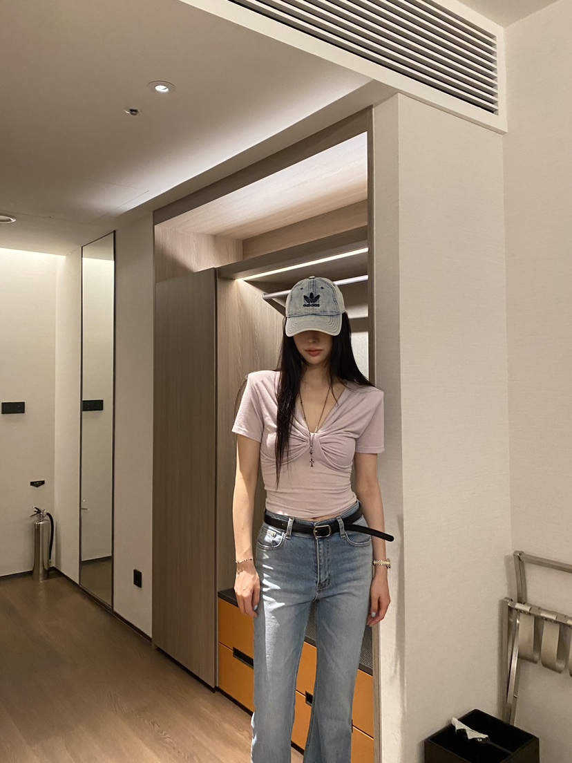 FOUREIGHT東大門實拍女士新款26春夏熱賣職業推薦休閑T恤FOUR EIGHTT恤