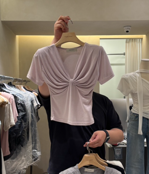 FOUREIGHT東大門實拍女士新款26春夏熱賣職業推薦休閑T恤FOUR EIGHTT恤圖色3