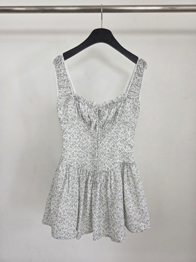 VERANDA韓國東大門代購女士新品26春夏推薦熱賣連衣裙小花VERANDA連衣裙圖色2