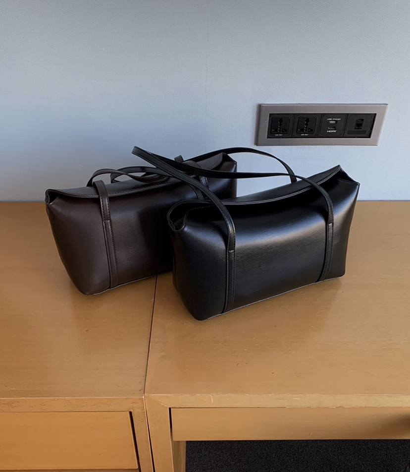 EOMPIT東大門代購女裝新品時尚熱賣26春夏單肩斜跨包不含掛件EOMPIT單肩/斜跨包