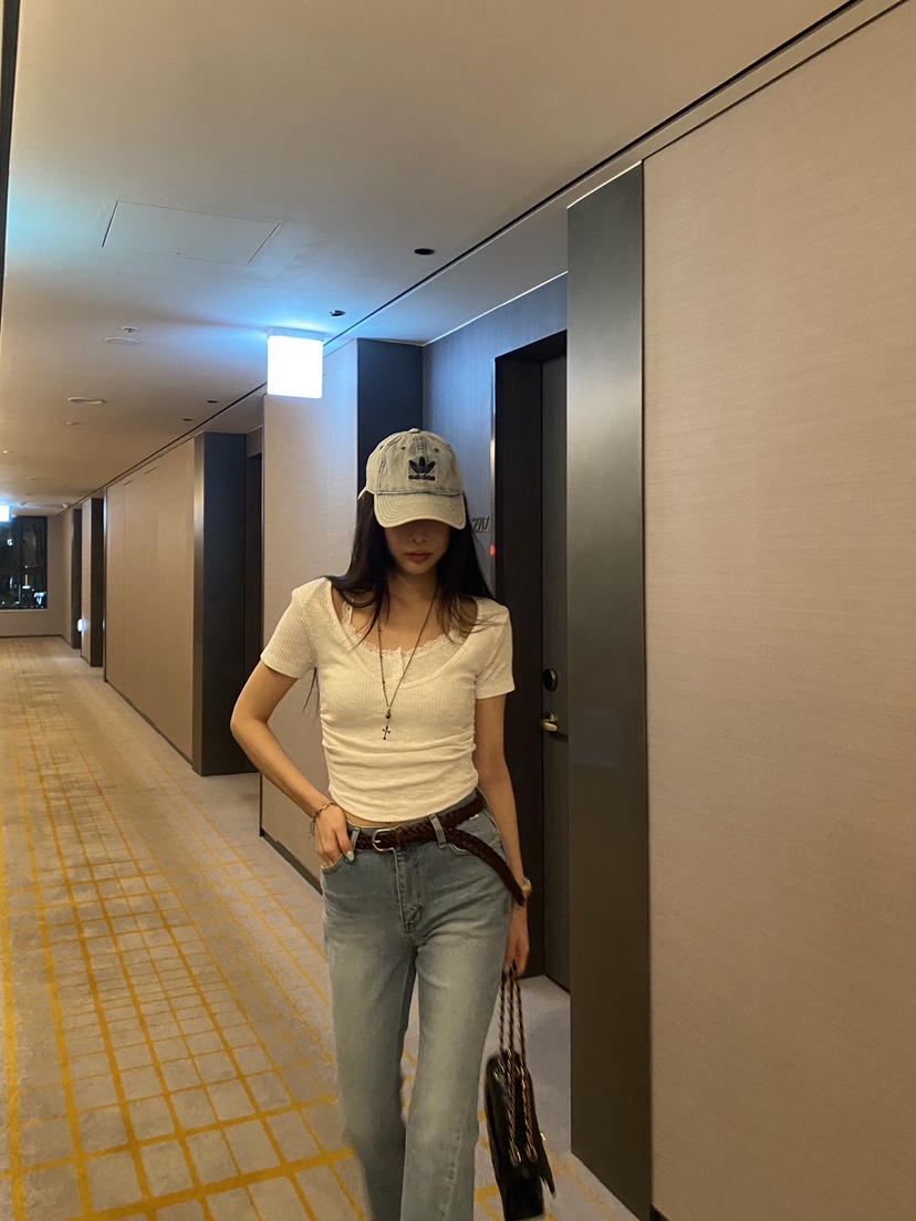 FOUREIGHT東大門直郵女裝新款時尚休閑26春夏職業真品T恤FOUR EIGHTT恤