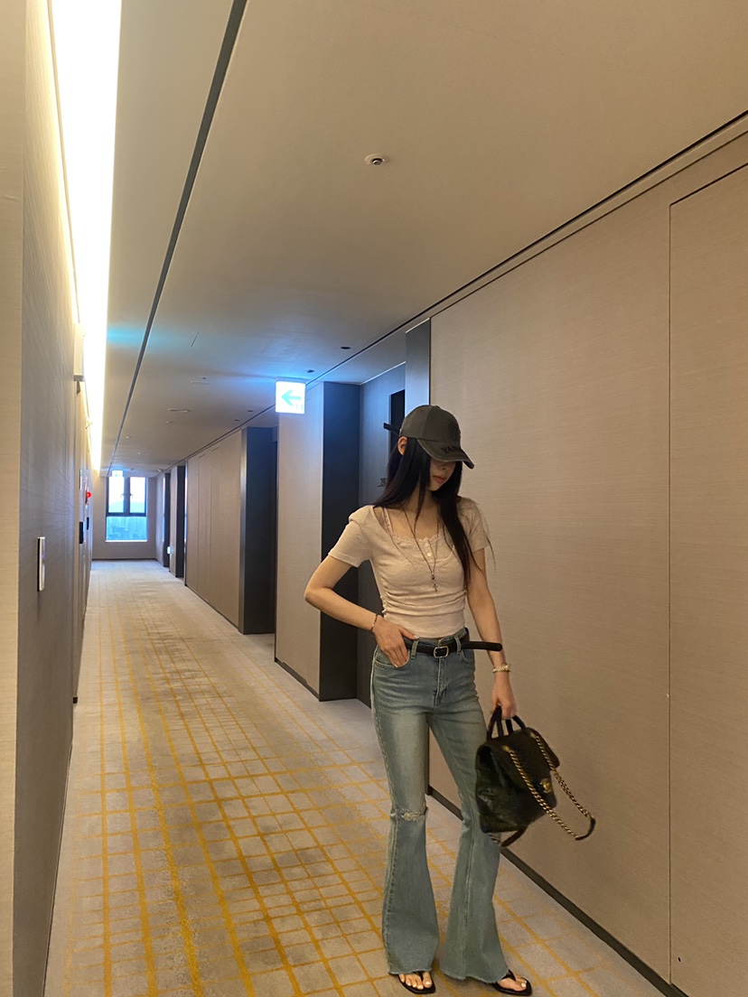 FOUREIGHT東大門直郵女裝新款時尚休閑26春夏職業真品T恤FOUR EIGHTT恤