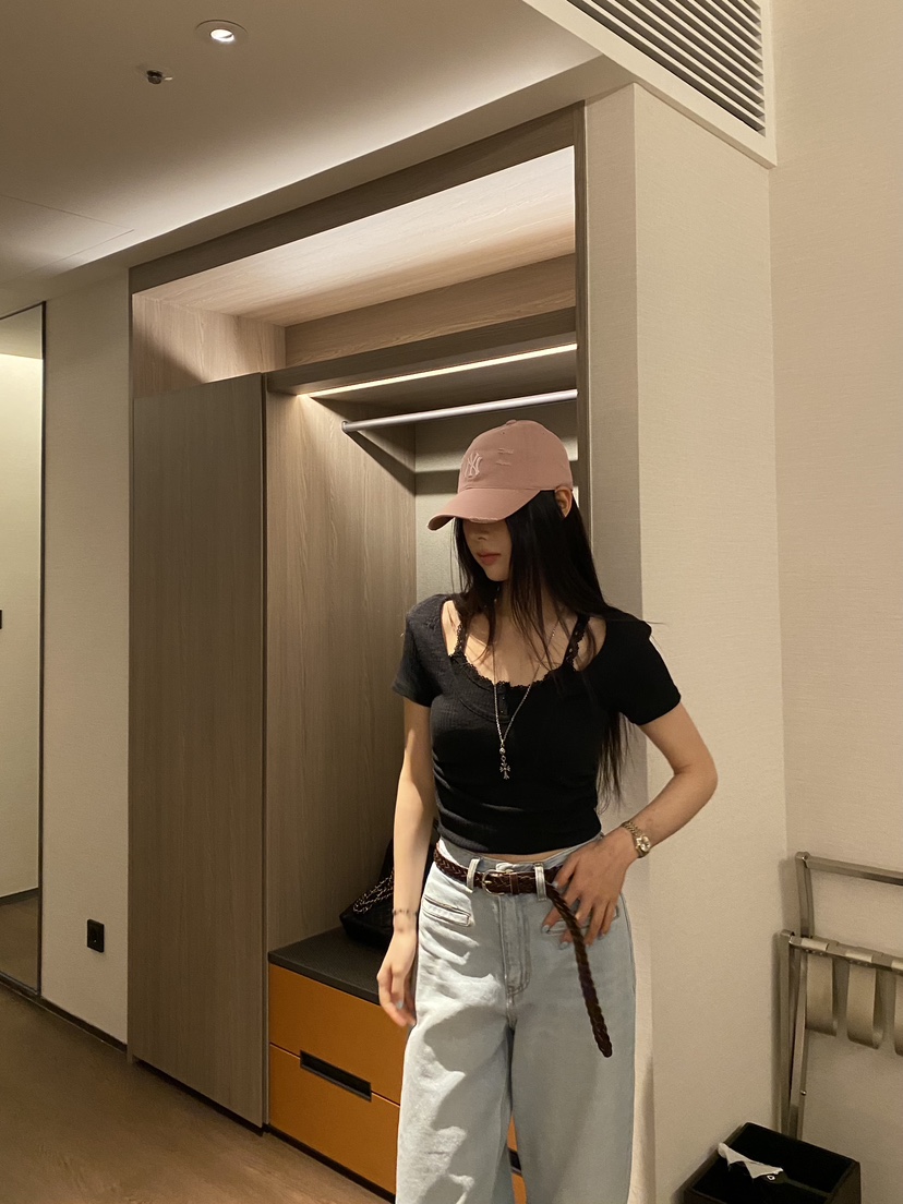 FOUREIGHT東大門直郵女裝新款時尚休閑26春夏職業真品T恤FOUR EIGHTT恤