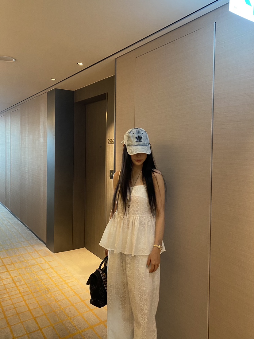 FOUREIGHT東大門直郵女裝新品時尚真品人氣熱賣休閑吊帶背心FOUR EIGHT吊帶/背心