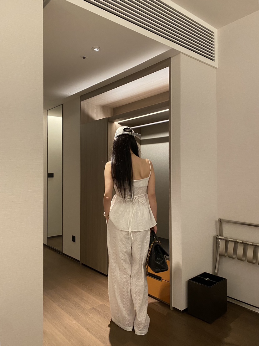 FOUREIGHT東大門直郵女裝新品時尚真品人氣熱賣休閑吊帶背心FOUR EIGHT吊帶/背心