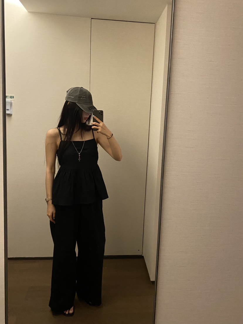 FOUREIGHT東大門直郵女裝新品時尚真品人氣熱賣休閑吊帶背心FOUR EIGHT吊帶/背心