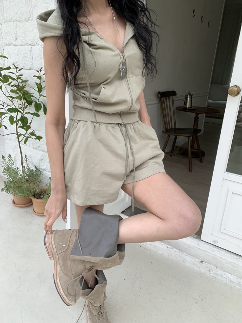 BADCALM韓國代購女裝新品休閑真品人氣時尚職業熱賣短褲鏤空BADCALM短褲