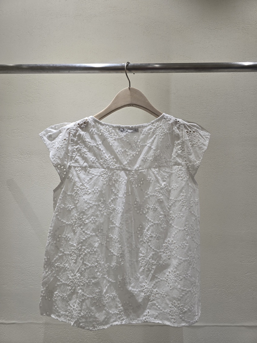 LIKEVAM韓國直郵女裝新款熱賣時尚推薦26春夏26夏季襯衫蕾絲衫LIKEVAM襯衫/蕾絲衫