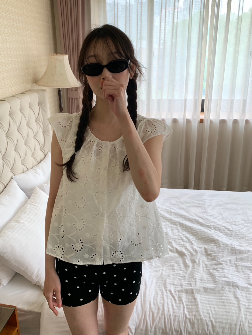 LIKEVAM韓國直郵女裝新款熱賣時尚推薦26春夏26夏季襯衫蕾絲衫LIKEVAM襯衫/蕾絲衫