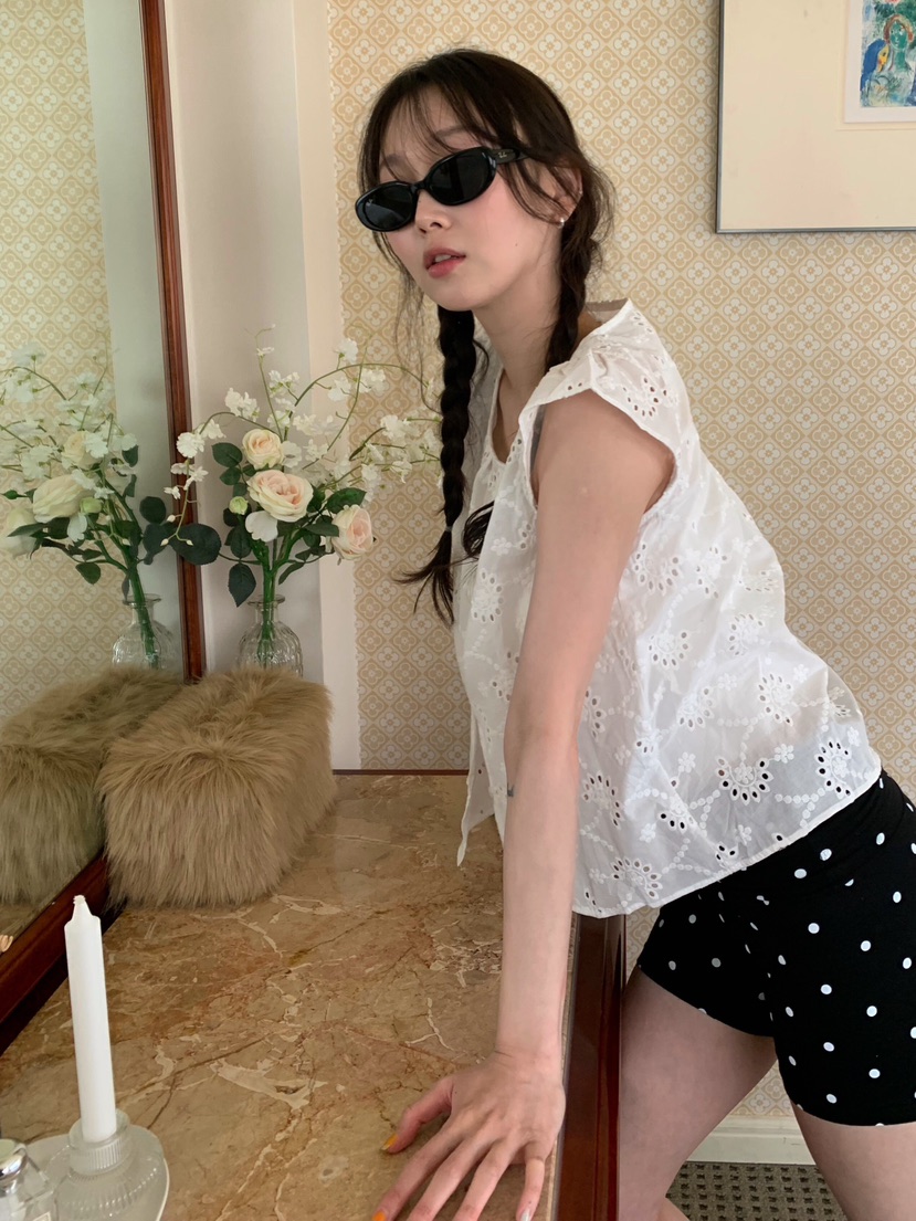 LIKEVAM韓國直郵女裝新款熱賣時尚推薦26春夏26夏季襯衫蕾絲衫LIKEVAM襯衫/蕾絲衫
