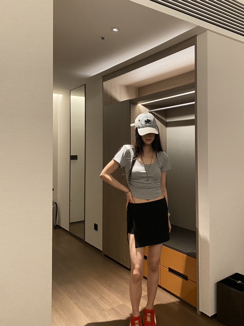 FOUREIGHT韓國直郵女士新款推薦26夏季職業26春夏人氣T恤FOUR EIGHTT恤