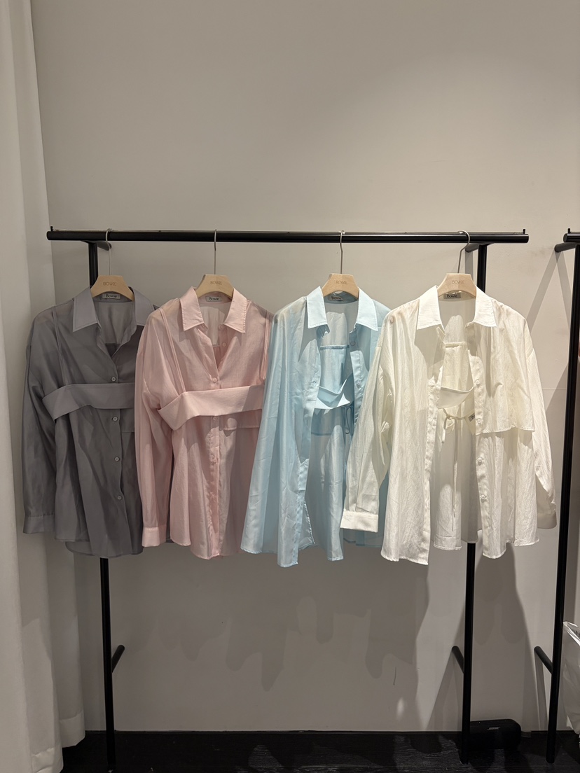 BOWIE韓國直郵女裝新款時尚26夏季襯衫蕾絲衫不含吊帶開衩BOWIE襯衫/蕾絲衫