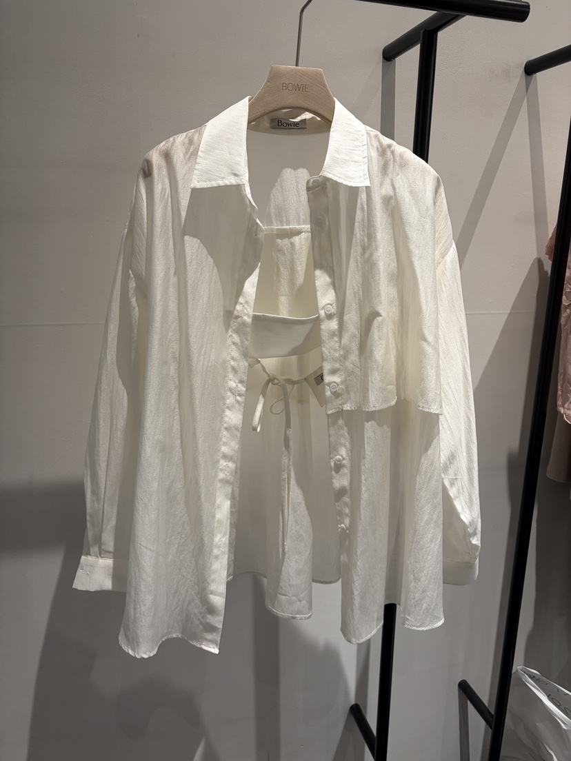 BOWIE韓國直郵女裝新款時尚26夏季襯衫蕾絲衫不含吊帶開衩BOWIE襯衫/蕾絲衫圖色4