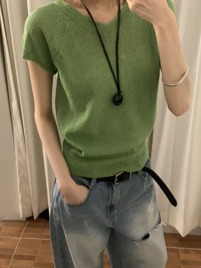 LOGON韓國代購女裝新款26夏季職業熱賣時尚人氣26春夏T恤V領LOGONT恤