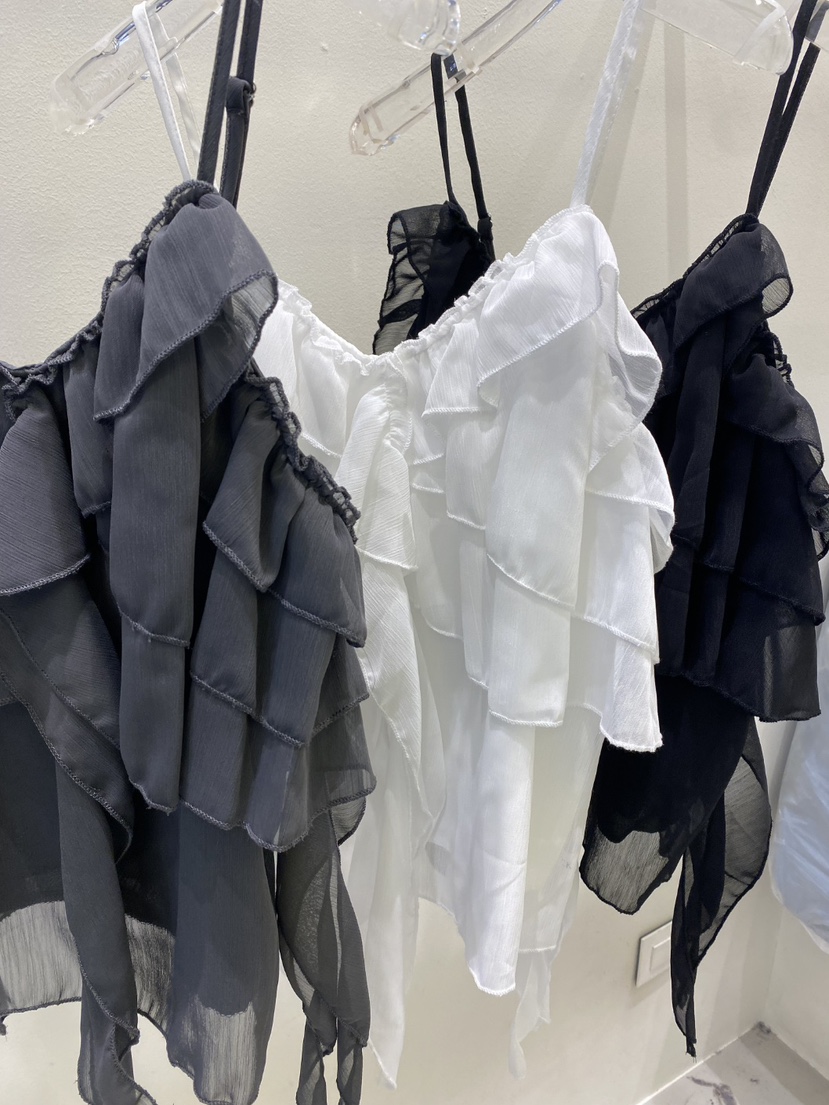 BLACK BIJOU韓國直郵實拍女裝新品人氣26春夏襯衫蕾絲衫BLACK BIJOU襯衫/蕾絲衫