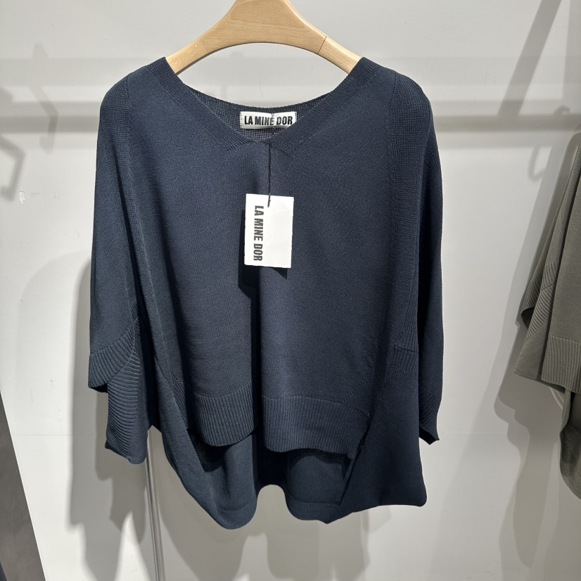 LAMINEDOR韓國東大門直郵女士新款推薦人氣休閑職業針織衫LA MINE DOR針織衫圖色3墨色