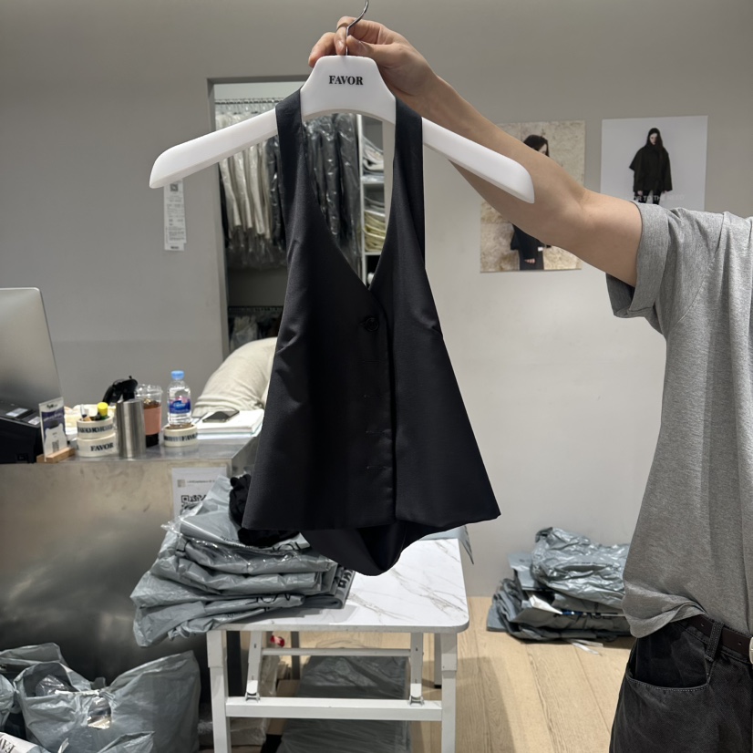 FAVOR-P韓國直郵女士新品熱賣休閑職業人氣26夏季吊帶背心FAVOR-P吊帶/背心圖色2淺灰色