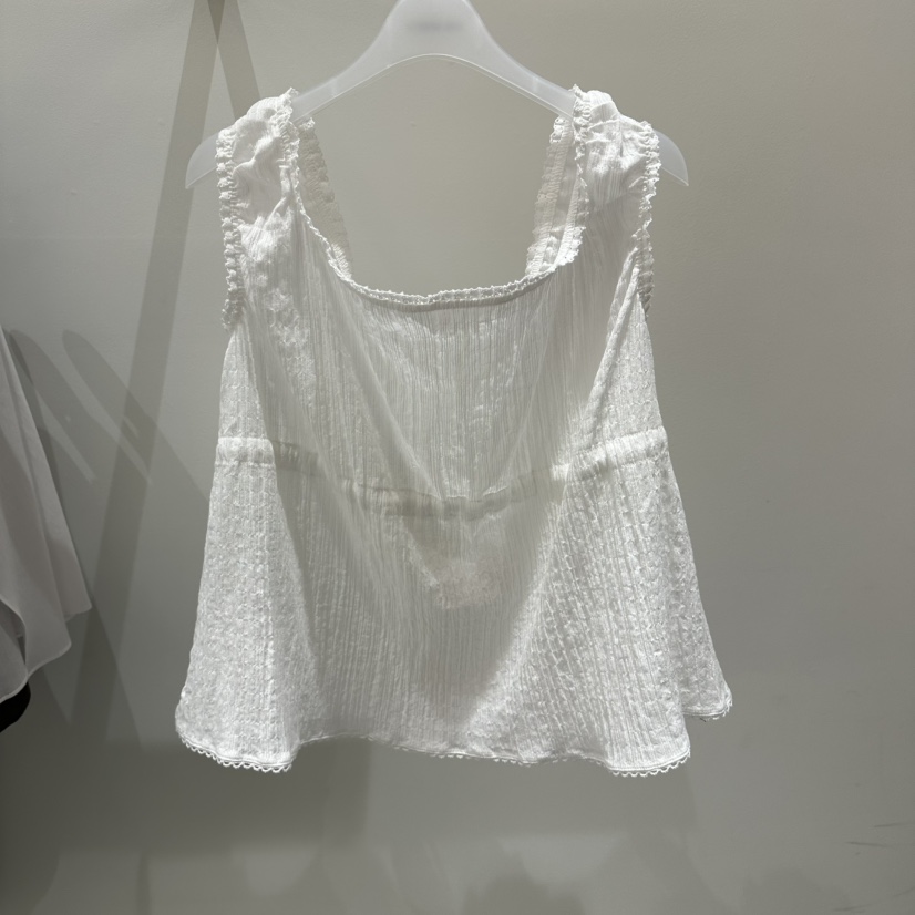 LOW MOMENT東大門實拍韓國女裝新款時尚休閑職業吊帶背心LOW MOMENT吊帶/背心