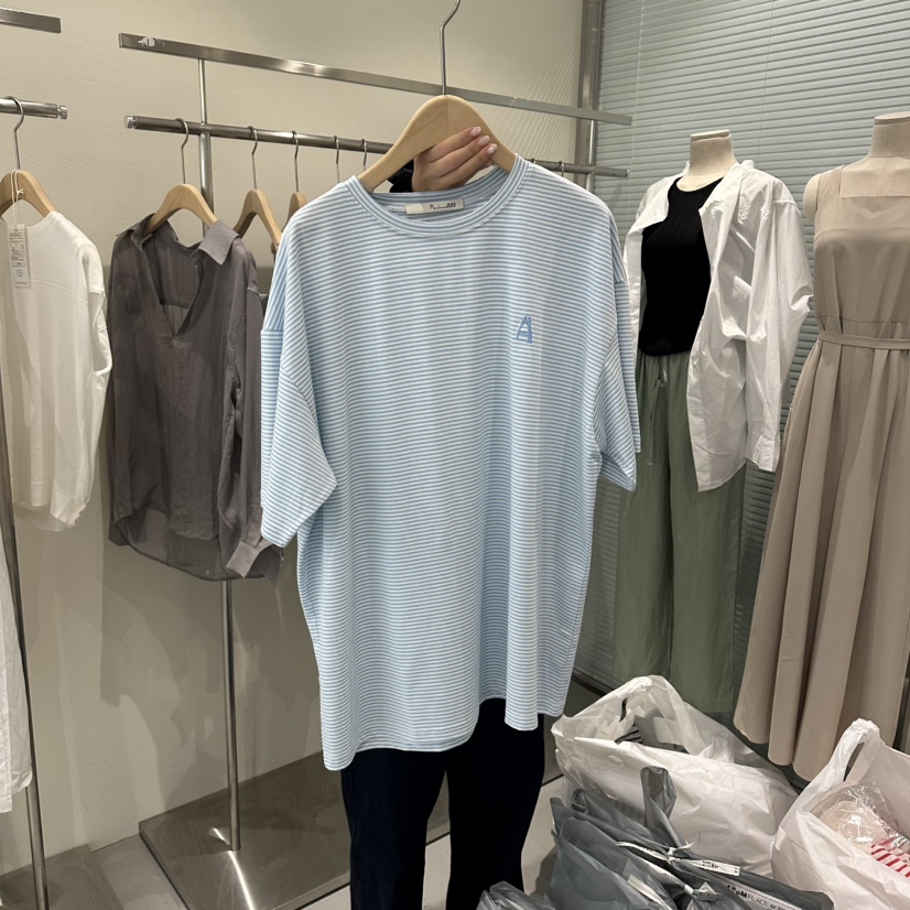 PLAMM韓國東大門直郵女士新款熱賣休閑推薦時尚T恤刺繡條紋PLAMMT恤圖色3