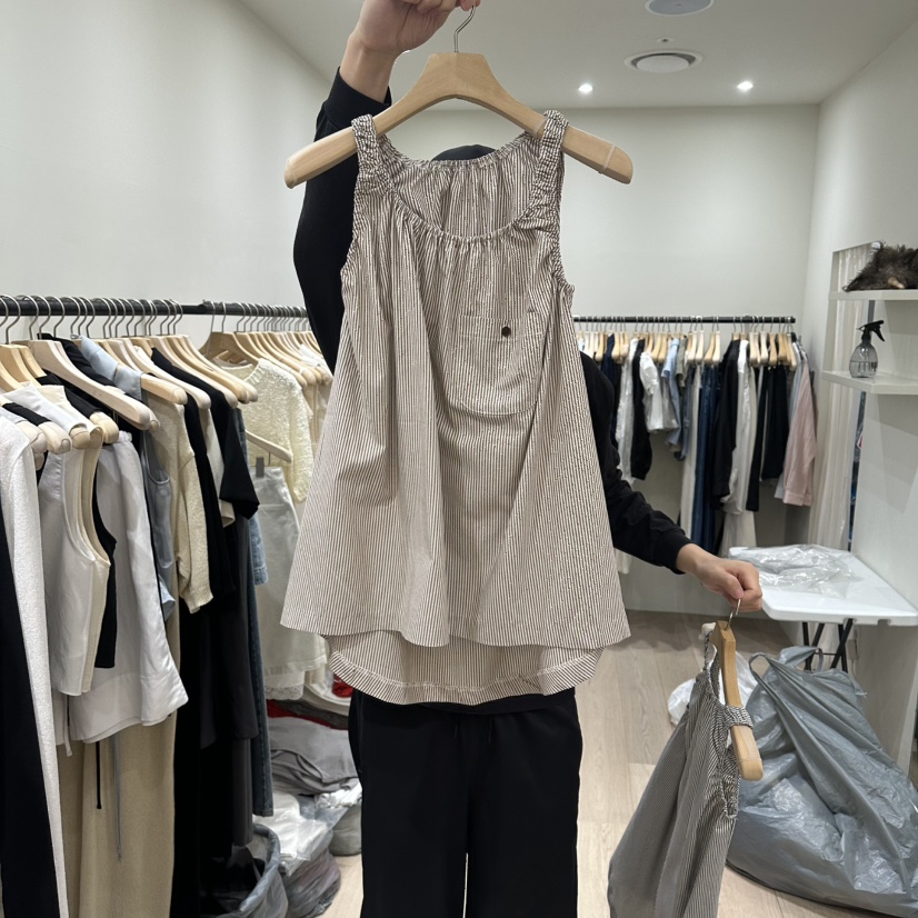 NOTTINGHAM/AVECNOUS/MODEST韓國東大門直郵女士新品推薦吊帶背心NOTTINGHAM/AVECNOUS/MODEST吊帶/背心圖色2