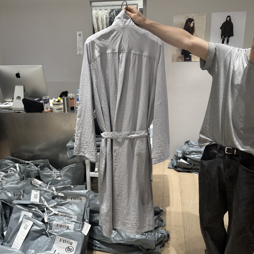 FAVOR-P韓國直郵實拍女裝新品時尚職業休閑長款風衣含腰帶FAVOR-P長款風衣