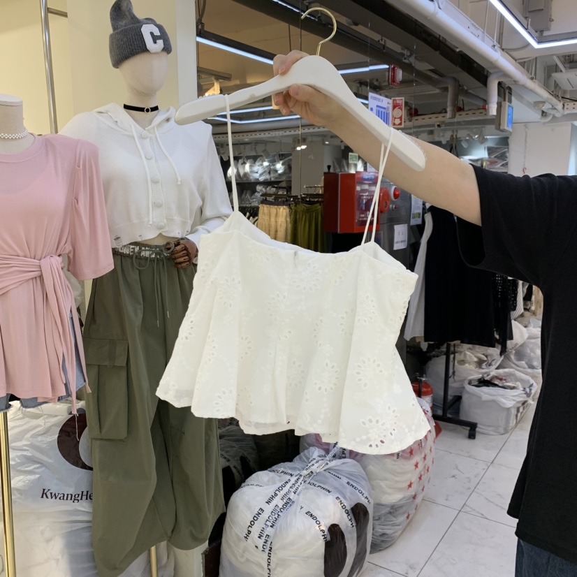 ENDOLPHIN韓國直郵女裝新品熱賣職業推薦人氣吊帶背心花朵ENDOLPHIN吊帶/背心