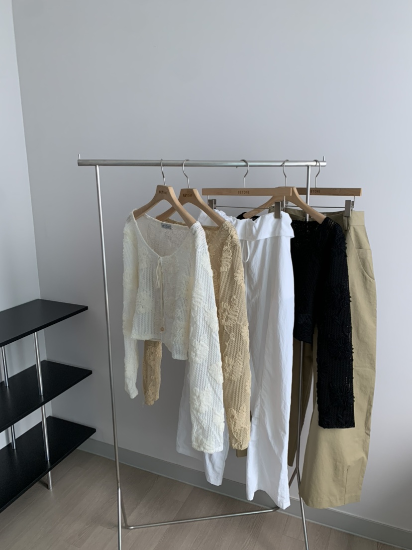 BETONE韓國直郵實拍女士新款休閑26夏季時尚襯衫蕾絲衫花朵BETONE襯衫/蕾絲衫