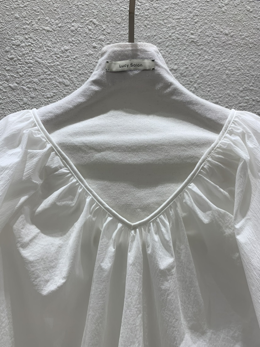 LUCY SALON韓國直郵女士新品推薦真品休閑熱賣襯衫蕾絲衫LUCY SALON襯衫/蕾絲衫