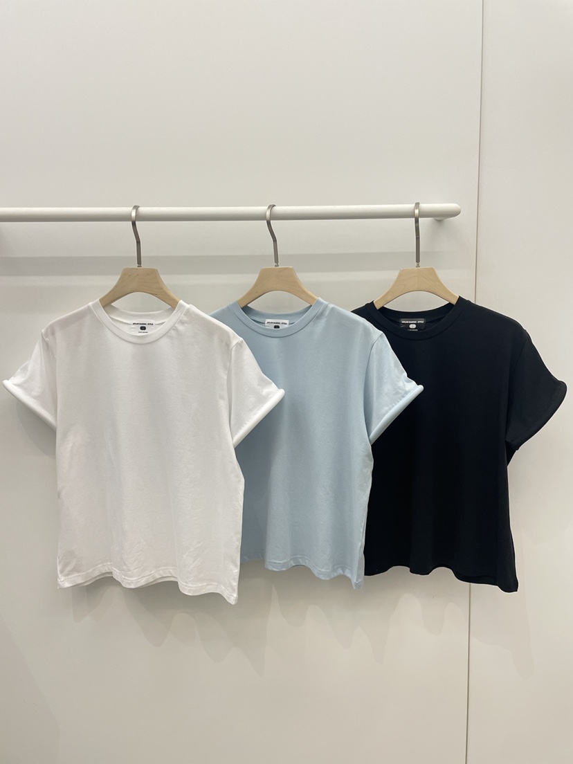 NYLON韓國代購女裝新款真品推薦熱賣職業時尚26春夏人氣T恤NYLONT恤