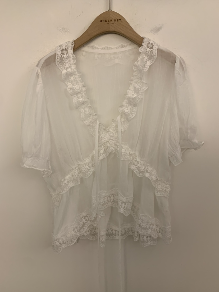 UNDER KEY東大門實拍女士新品熱賣推薦人氣時尚襯衫蕾絲衫UNDER KEY襯衫/蕾絲衫圖色2