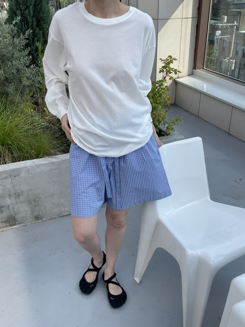 JEONG GAM STUDIOS東大門實拍女裝新品職業熱賣推薦短褲JEONG GAM STUDIOS短褲
