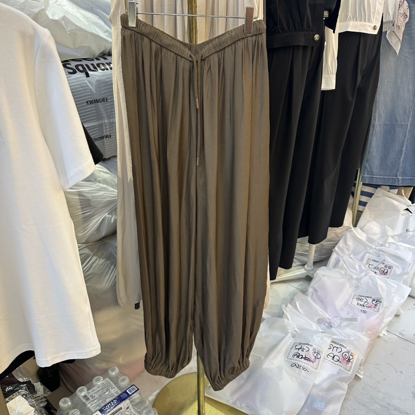 COCO HOLIC東大門代購女士新品熱賣職業休閑26春夏休閑褲COCO HOLIC休閑褲圖色3
