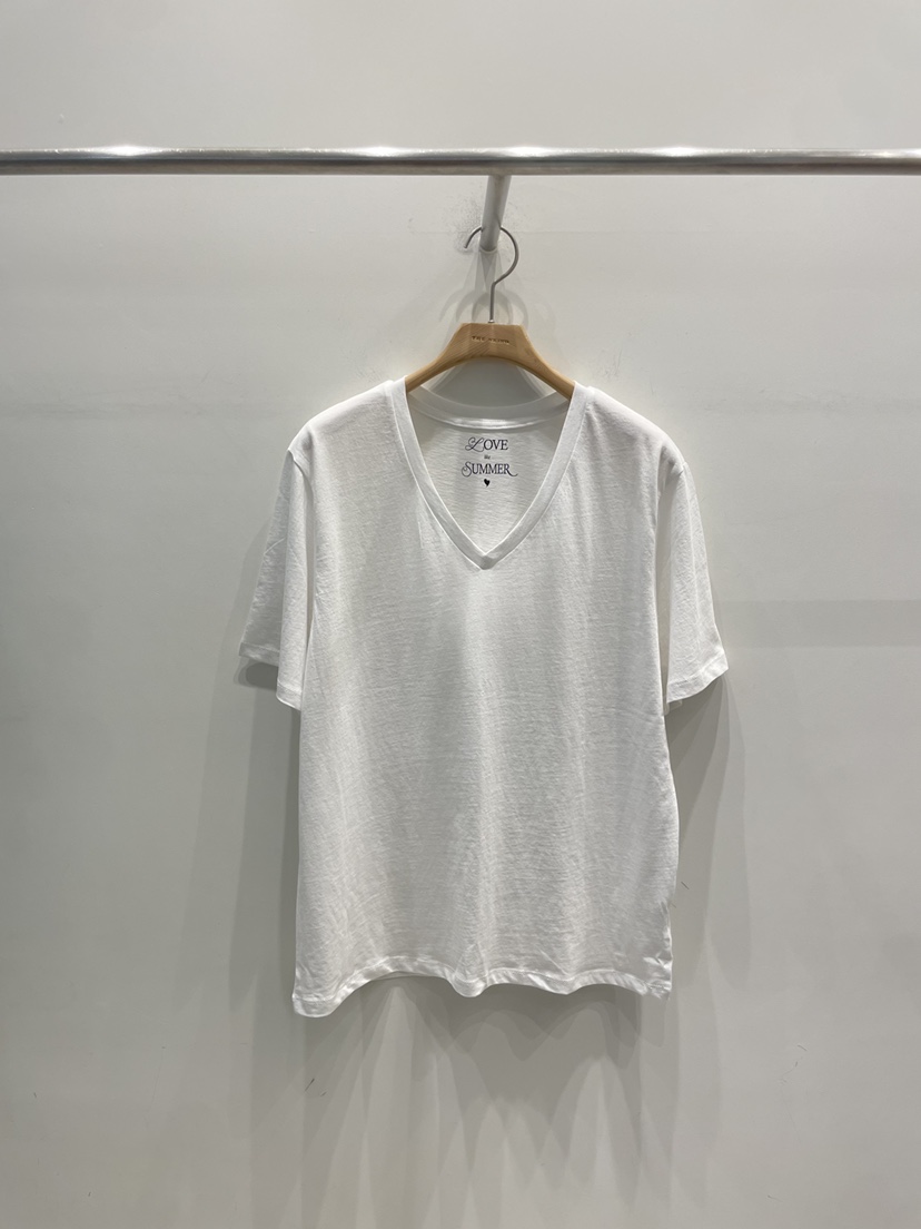 KINOA韓國直郵女裝新品人氣26春夏休閑時尚推薦熱賣T恤V領KINOAT恤圖色1