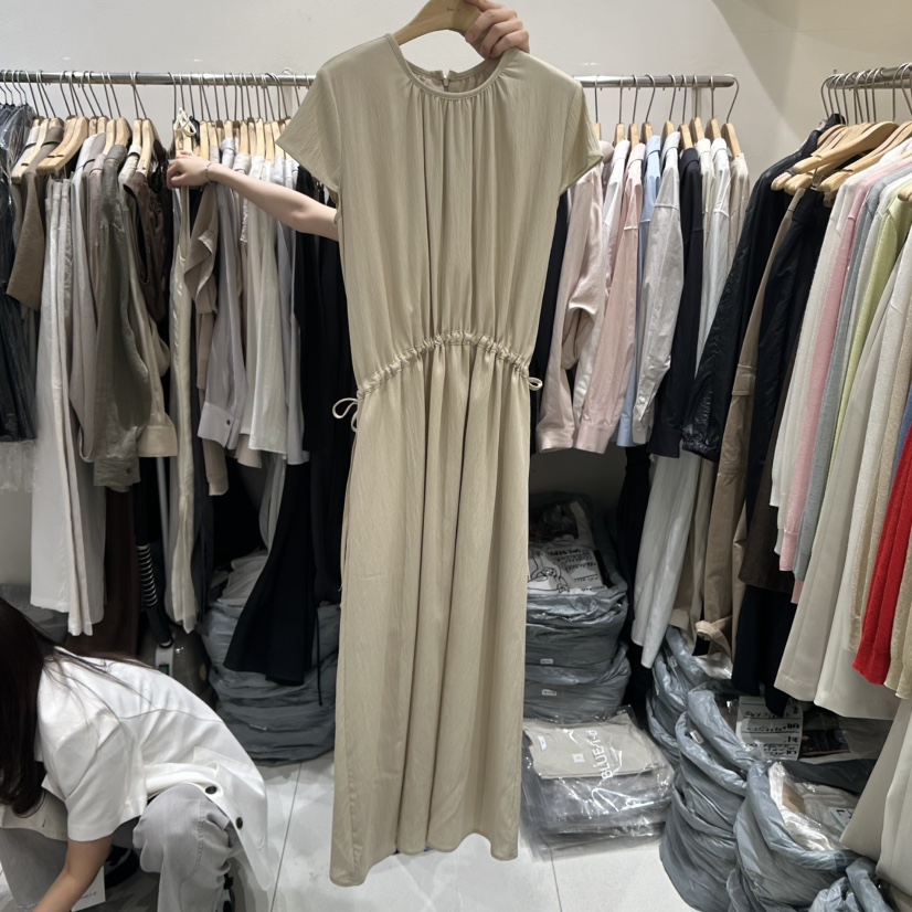 BLUEI-D/N SHARP東大門代購女士新款熱賣26春夏連衣裙Blue i-d/N SHARP連衣裙圖色2