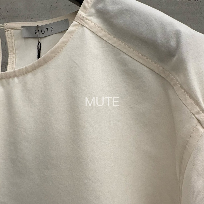 MUTE-P東大門直郵女士新款時尚人氣真品休閑職業襯衫蕾絲衫MUTE襯衫/蕾絲衫