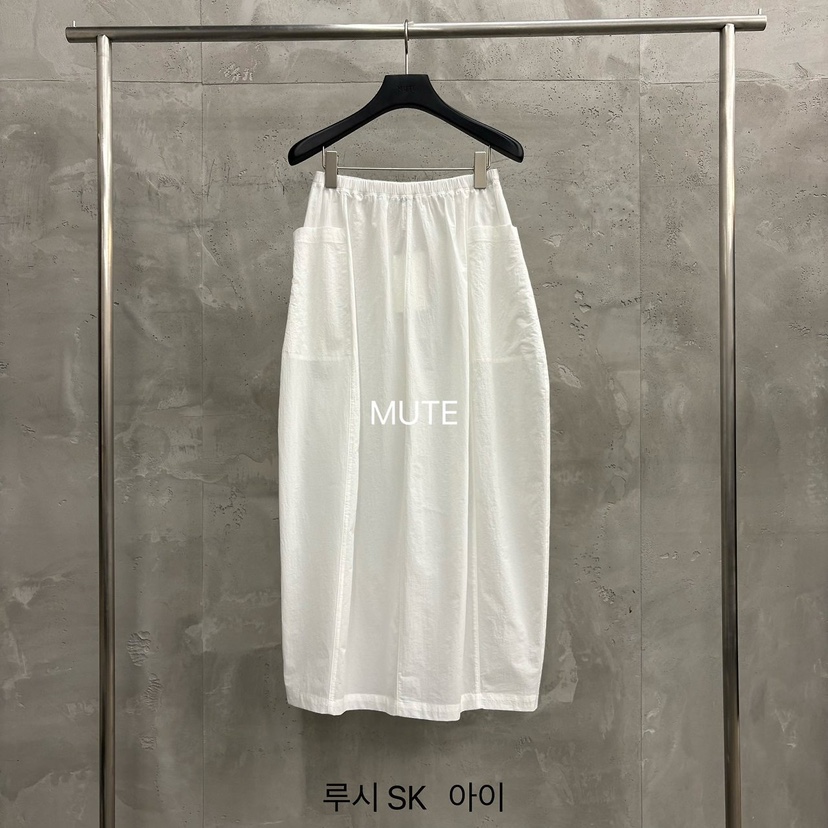MUTE-P東大門直郵女裝新品時尚熱賣職業26春夏人氣推薦長裙MUTE長裙圖色1