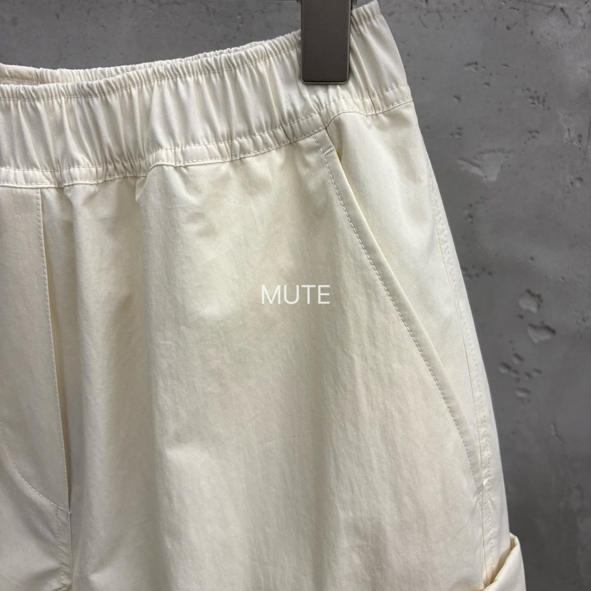 MUTE-P韓國直郵女裝新款熱賣26春夏時尚休閑職業推薦短褲MUTE短褲