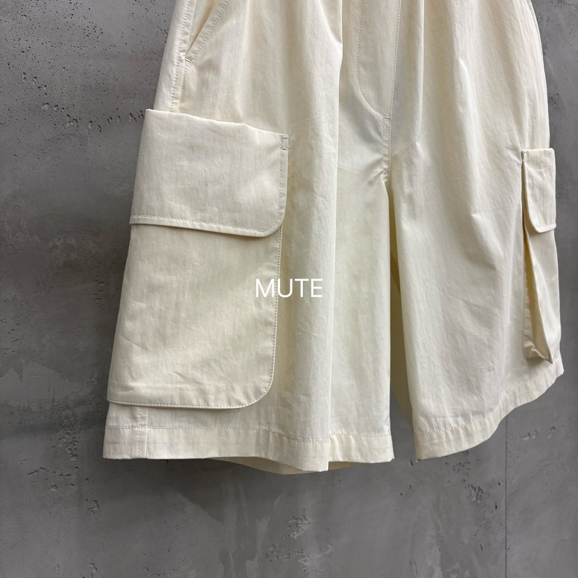 MUTE-P韓國直郵女裝新款熱賣26春夏時尚休閑職業推薦短褲MUTE短褲