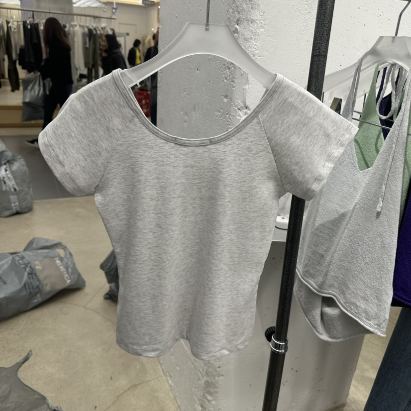 HELVETICA東大門實拍女士新品真品人氣熱賣職業T恤紐扣羅紋HELVETICAT恤