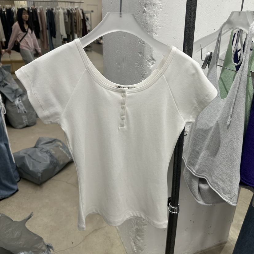 HELVETICA東大門實拍女士新品真品人氣熱賣職業T恤紐扣羅紋HELVETICAT恤圖色2