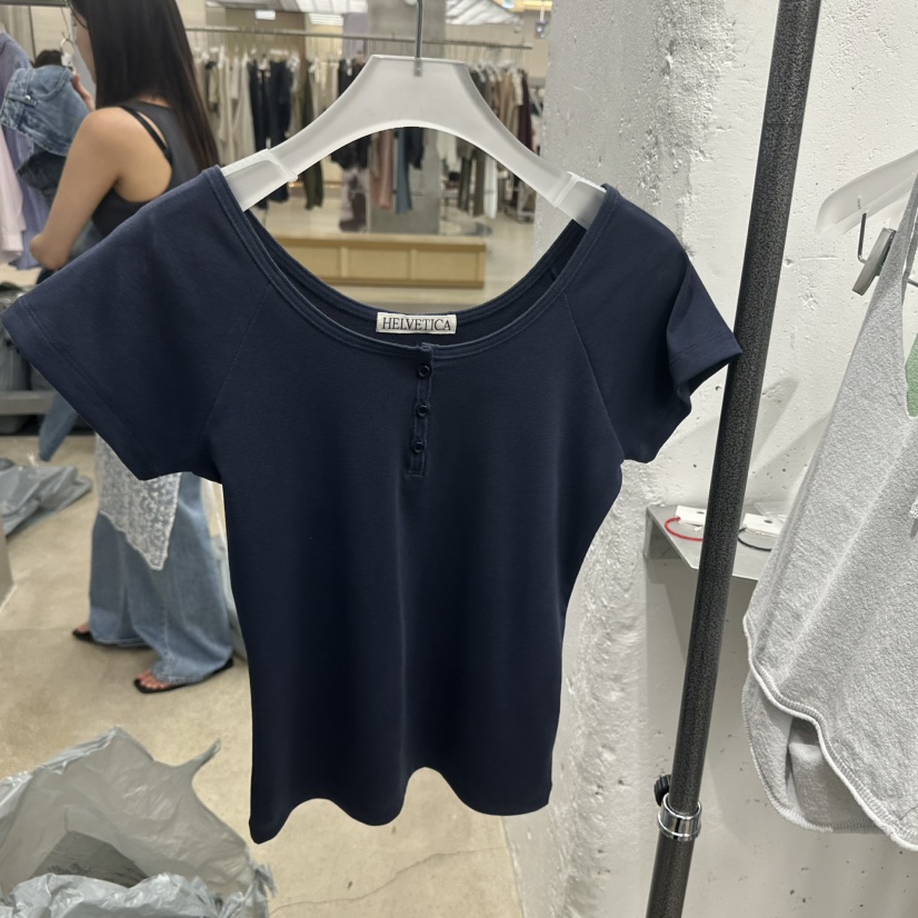 HELVETICA東大門實拍女士新品真品人氣熱賣職業T恤紐扣羅紋HELVETICAT恤圖色3