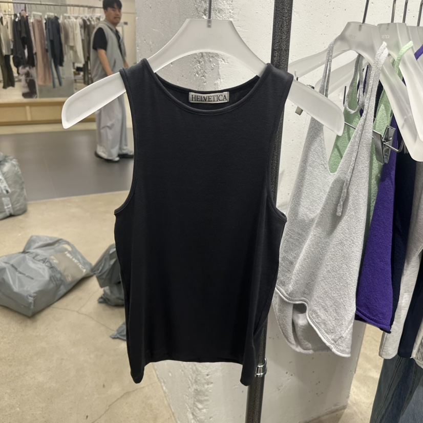 HELVETICA東大門實拍女裝新品時尚人氣推薦職業休閑吊帶背心HELVETICA吊帶/背心圖色2